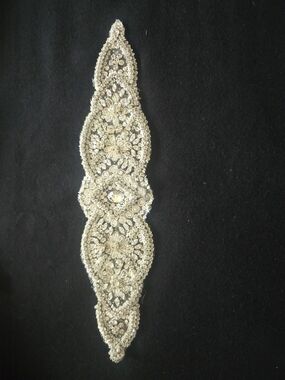 Beaded Crystal Applique - Ivory/Silver Embellishment